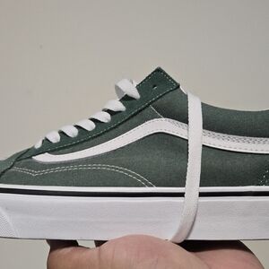 Vans Men's Green Canvas Sneakers